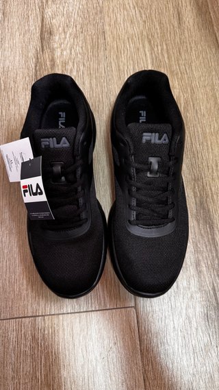 Zapatillas Fila Negras Talla 44 Nuevas