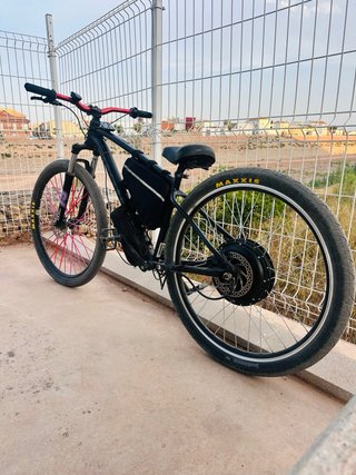 Bici Eléctrica E-bike Negra algo negociable
