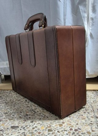 Maletín ejecutivo piel marrón