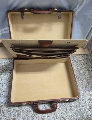 Maletín ejecutivo piel marrón