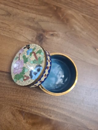 Scatolina in cloisonné