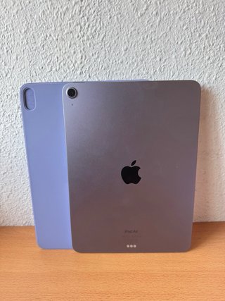 iPad Air M1 + Smart Folio Impecable