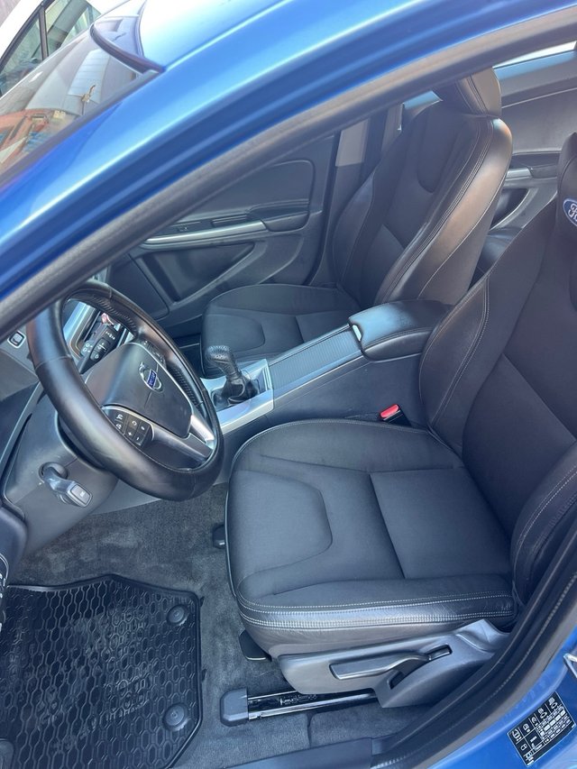 Volvo V60 2016