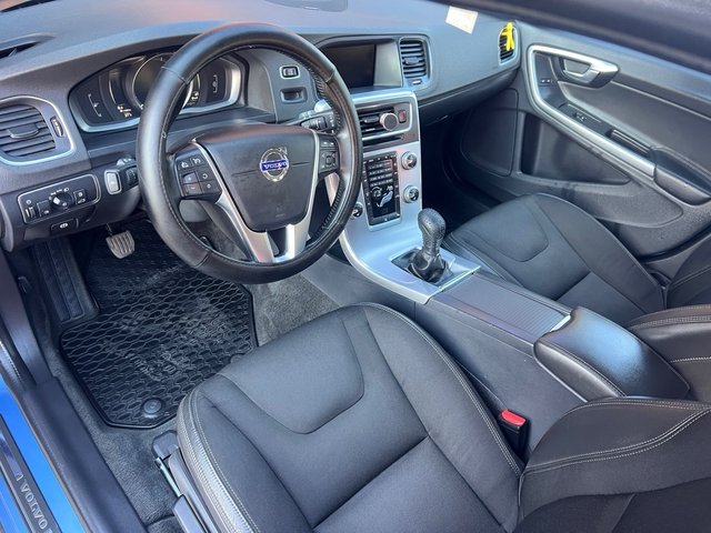 Volvo V60 2016