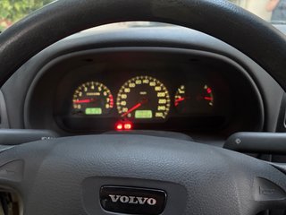 Volvo S40 2002