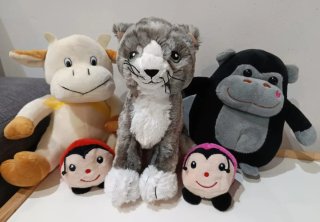 Pack 5 Peluches: Vaca, Gato, Mono y Mariquitas