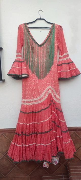 Traje Flamenca Encaje Coral Talla 42/44