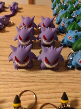 Lote llaveros Pokémon y porta cartas