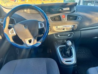 Renault Scenic 2011