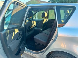 Renault Scenic 2011