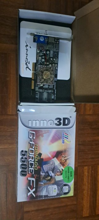 Tarjeta Gráfica Inno3D GeForceFX 5500 256MB DVI+TV