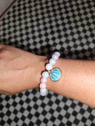 Pulsera artesanal.