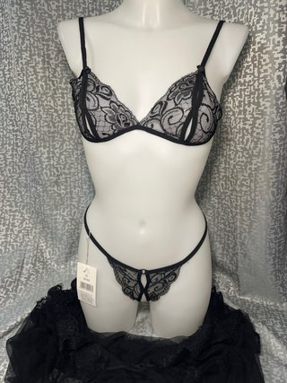 Conjunto Lencería Encaje Negro Talla Única