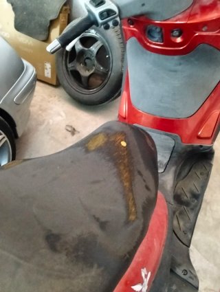 Piaggio Beverly 250cc  Scooter Roja.