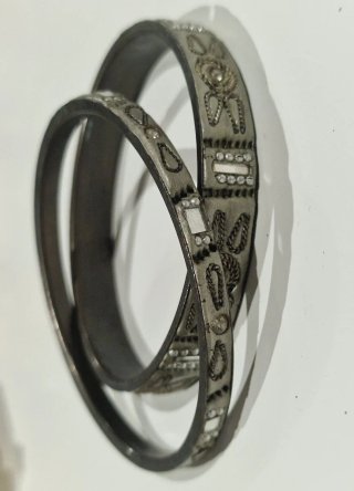 2 Pulseras Plateadas Étnicas