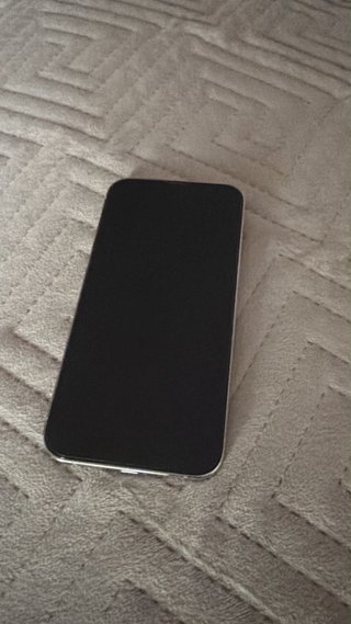 iPhone 13 Pro Apple