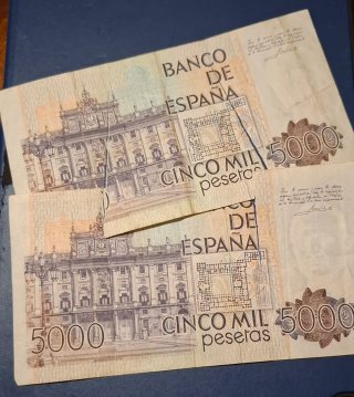 Dos billetes 5000 pesetas Juan Carlos I.