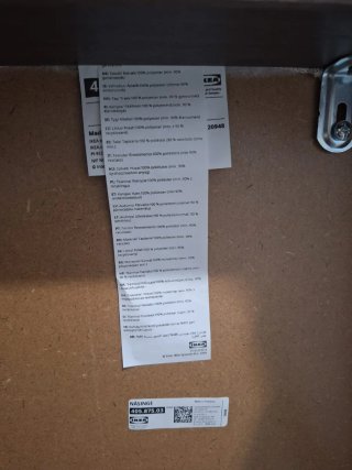Silla Nåsinge madera y tela beige de IKEA.
