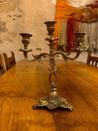 Candelabro de latón para 3 velas