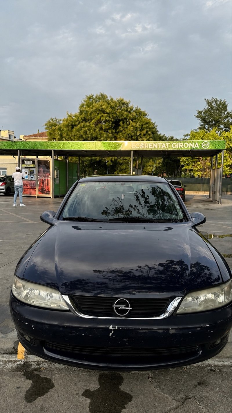 Opel Vectra 2000 - foto 1