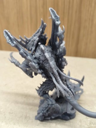 Norn Tiránido miniatura
