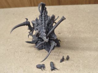 Norn Tiránido miniatura