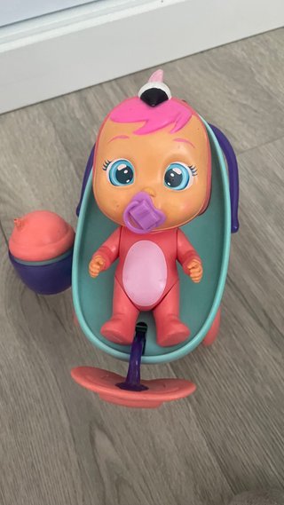 Bebe Llorón con Carrito y Accesorios