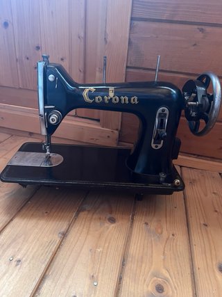 Lote 4 Máquinas de Coser Antiguas