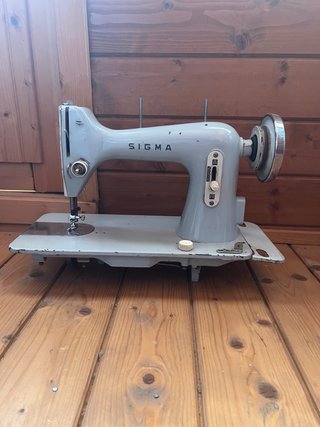 Lote 4 Máquinas de Coser Antiguas