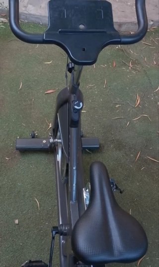 Bicicleta estática de Ciclismo Indoor BH Khronos B