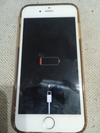 iPhone 6S Blanco para piezas o arreglar