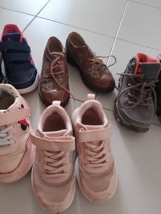 Zapatos infantiles talla 28