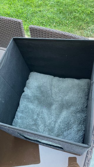 Cueva para gatos gris