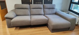 Sofá cheslong 3 plazas gris tela