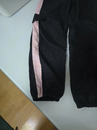 Chándal negro y rosa talla  10 Y