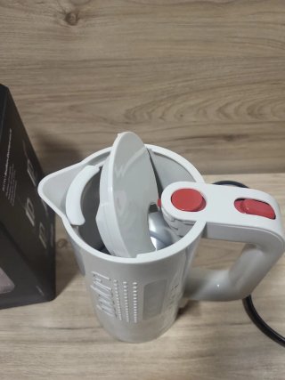 Hervidor eléctrico Bodum BISTRO