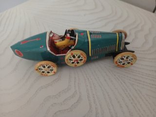 Coche de hojalata antiguo tipo Payá