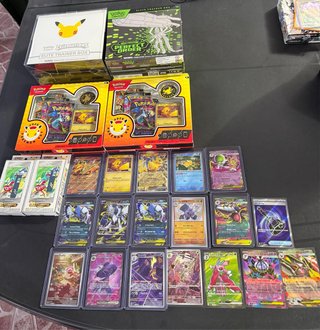 Caja Entrenador Pokémon Celebrations