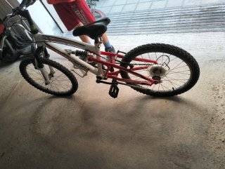 Bicicleta de montaña infantil