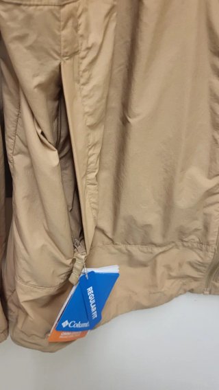 Chaqueta Columbia Beige Nueva