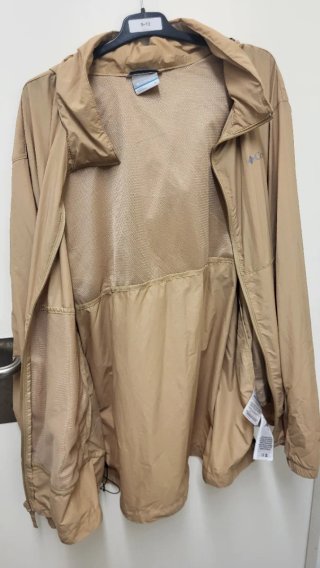Chaqueta Columbia Beige Nueva