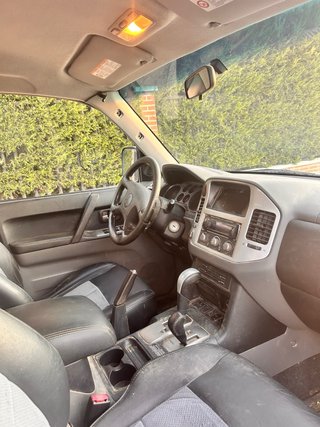 Mitsubishi Montero 2005