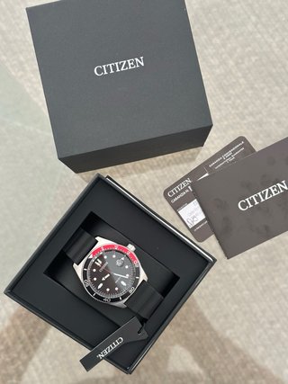 Reloj Citizen Eco-Drive Diver Negro/Rojo