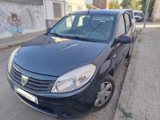 Dacia Sandero 2012