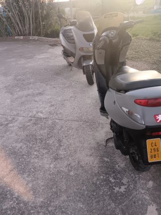 2 Peugeot Eliseo 50cc