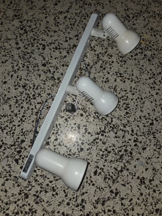 Focos baño.