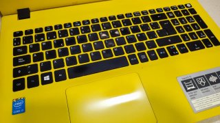 Ordenador portátil Acer Aspire i3 8GB SSD Win11