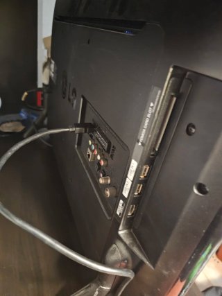 LG 32 32lf592U