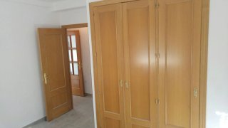 Se vende piso calle Valdemarin