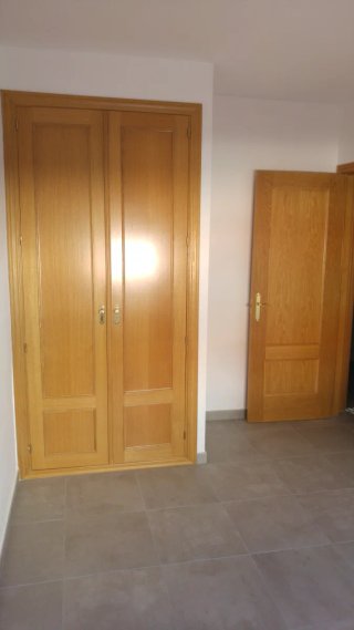 Se vende piso calle Valdemarin
